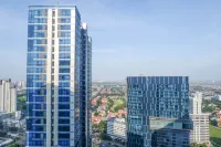 Relaxing and Serene 2Br Apartment at Tanglin Supermall Mansion