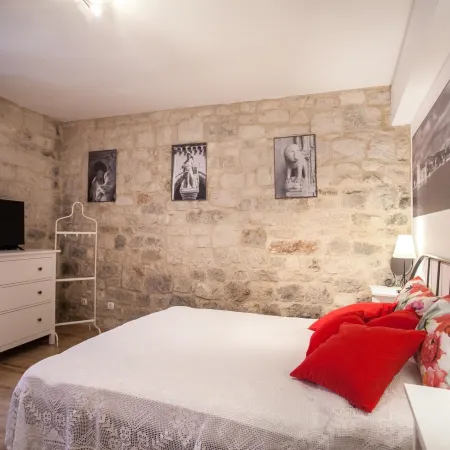 Apartment & Room Ursa