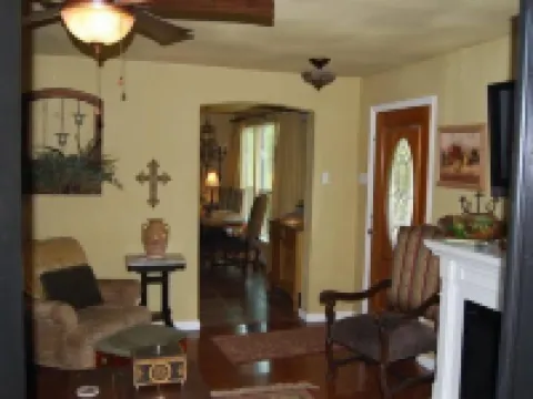 Turner Falls Hotels in Murray County