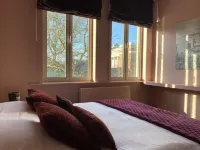 Menin Gate House Hotel berhampiran Hostellerie Saint-Nicolas