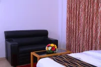Pine Tree Munnar - خدمة نقل من وإلى المطار