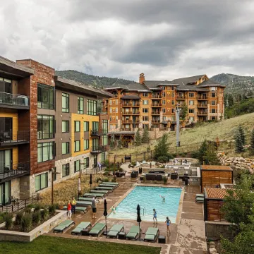 Lift by All Seasons Resort Lodging