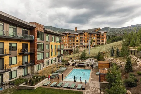 Lift by All Seasons Resort Lodging