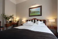 호텔 세나스키  호텔