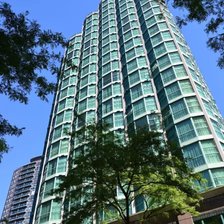 Rosedale Condominiums Отели рядом с достопримечательностью «Йельтаун»