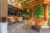 Elixir Hotel