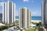 Charming 2-bedroom 2 bath oceanfront condo with pool and private beach