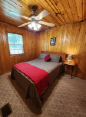 Cozy Cabin at Little River Canyon