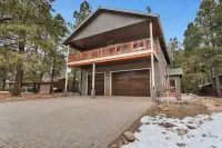Cozy 2-bedroom apartment with WiFi, AC in charming Flagstaff