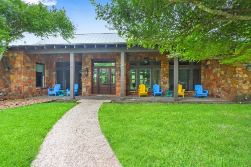 Tranquil River Access and Scenic Views - Charming Hill Country Retreat