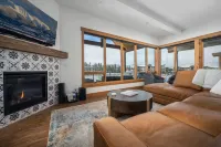 Gorgeous Views and Hot Tub - Amazing Mountain Haven