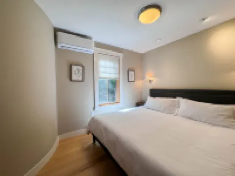 Stunning Mountain Views and Cozy Patio - Charming Alpine Retreat