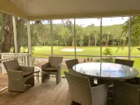 Stunning Golf Views and Modern Kitchen - Charming Cottage Retreat