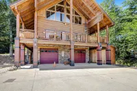 High-end ski-in/ski-out getaway with fast WiFi, large deck & more Hotels in Snoqualmie Pass