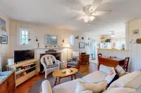 The Spray Hotels in Harwich Port