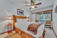 Gourmet Kitchen and Spacious Decks - Charming Handcrafted Haven