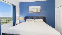 Gulf Views and Resort Amenities - Stunning Beachfront Escape