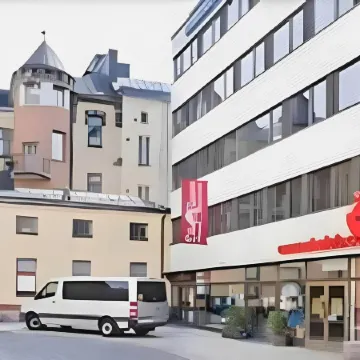 Omena Hotel Helsinki City Centre Отели рядом с достопримечательностью «Церковь Иоанна»