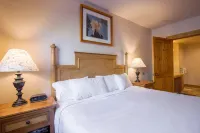 Ski in/Out with Hot Tub and Mountain Views - Charming Creekside Oasis Hotels in Mountain Village