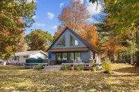 Torch River Retreat 3Bdr Home with Dock