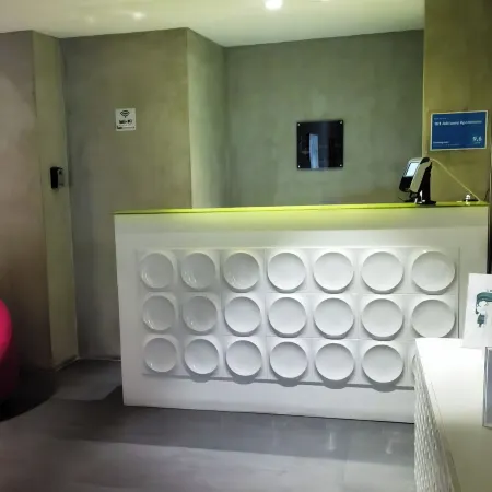 99 Adrianou Luxury Urban Stay