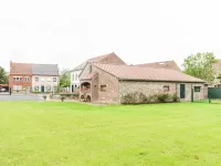 Luxurious Holiday Home in Glabbeek with Garden
