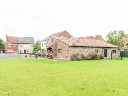 Glabbeek Family Retreat Home