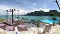 Phi Phi Don Chukit Resort - piscina