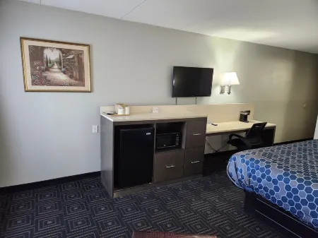 Days Inn by Wyndham Mounds View Twin Cities North Отели в г. Спринг-Лейк-Парк