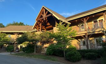 Viewpoint Condominiums