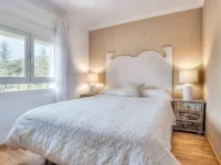 Pura Vida Pirineos Hotels in Jaca