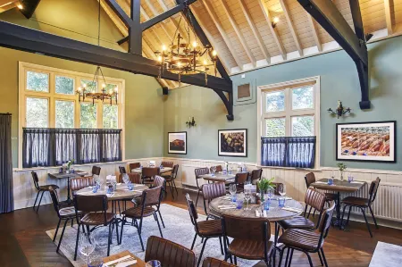 The Swan at Forest Row Отели в г. Запад Хотли