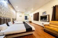 Narmada Hills Resort - parking
