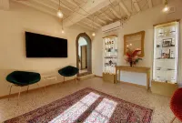 Palazzo Essenza Hotels in Fucecchio