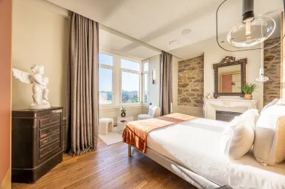 Restaurant Hotel Didier Méril فنادق في دينارد
