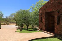 Onduri Lodge - in Okaukuejo Các khách sạn ở 