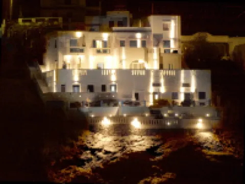 Caldera Studios Hotel a 