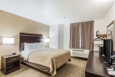 Quality Inn & Suites Meridian - West Boise Hotels in Meridian