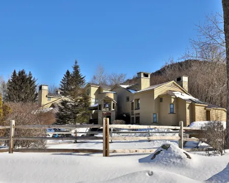 Skiers! Fox Hollow 2Br/2ba Condo. Across from Pico, Minutes to Killington 2 Bedroom Condo Hotels in Mendon