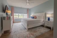 2728 Harbor Court Hotels in Delavan