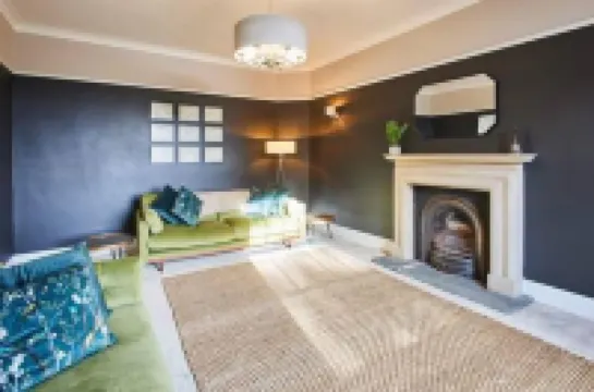 Host & Stay - South View