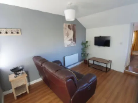 SeaView-Parking-Petsok-Patio-1Br Hotels in Mevagissey