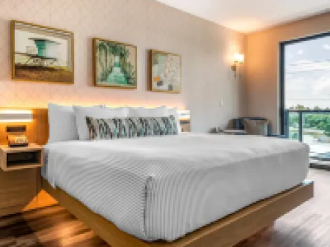 โรงแรมแคมเบรีย หาดฟอร์ตลอเดอร์เดล โรงแรมในฟอร์ตลอเดอร์เดล