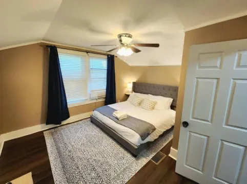 Magnolia House