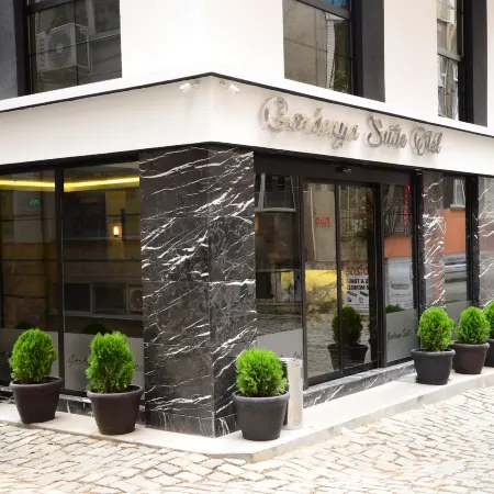 Gardenya Suite Hotel