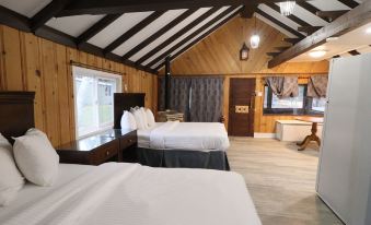 Algonquin Lakeside Inn