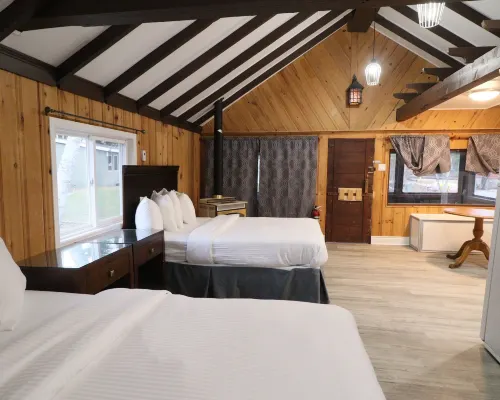 Algonquin Lakeside Inn Hotels in Haliburton County