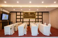 Phuglong Hotel Hotels in Phayao