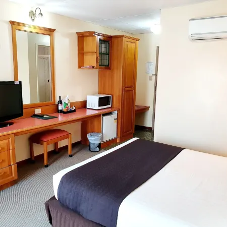 McNevins Maryborough Motel