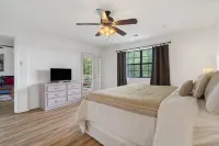 Home Away from Home - Close to DT Hotel dekat Branson Convention Center